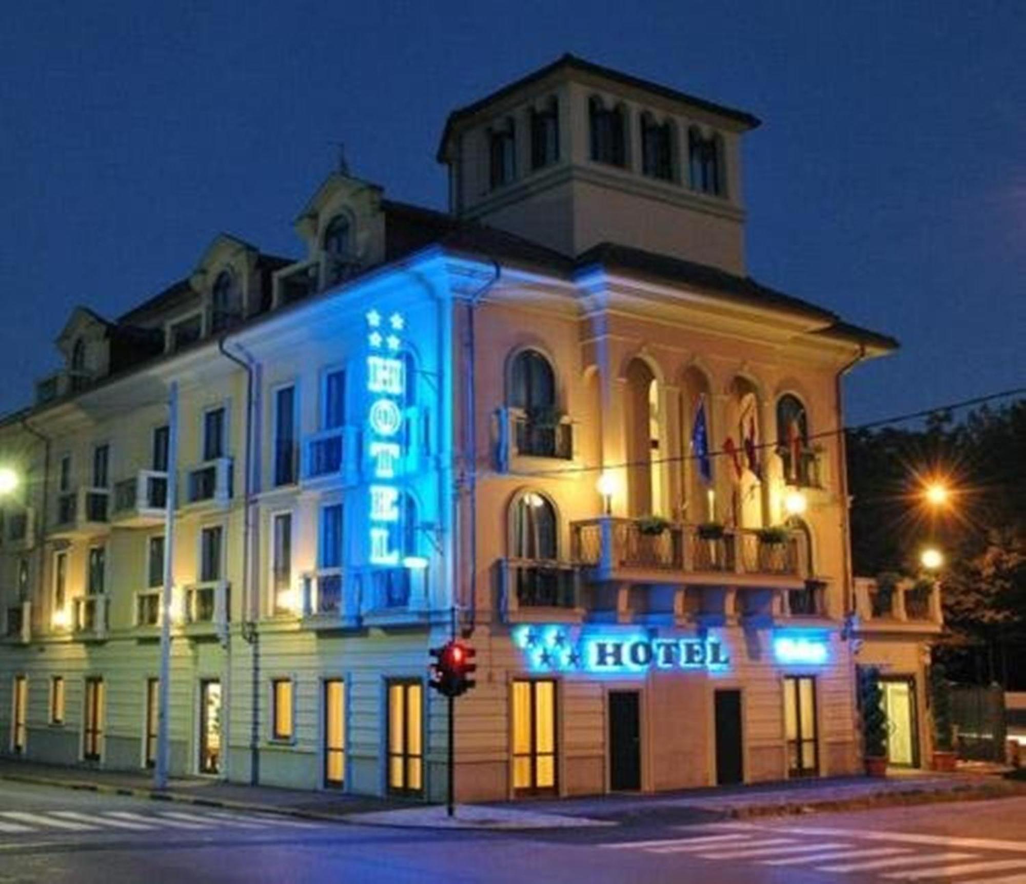 Hotel Villa Savoia Torino Exterior foto